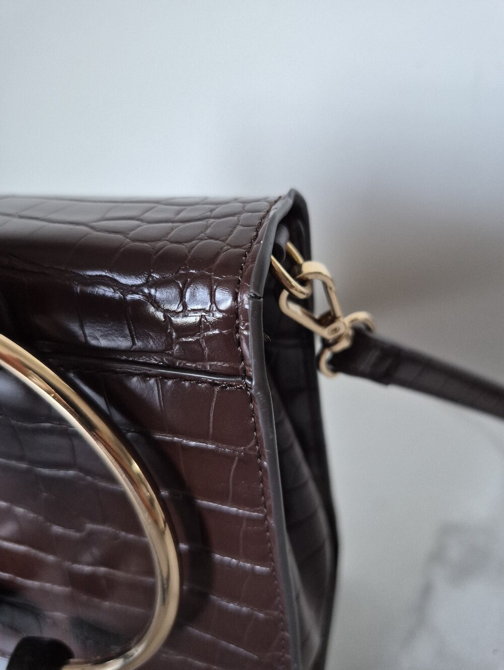 MANGO Mini Croc-Embossed Crossbody Purse – Chocolate Brown - Picture 7 of 12
